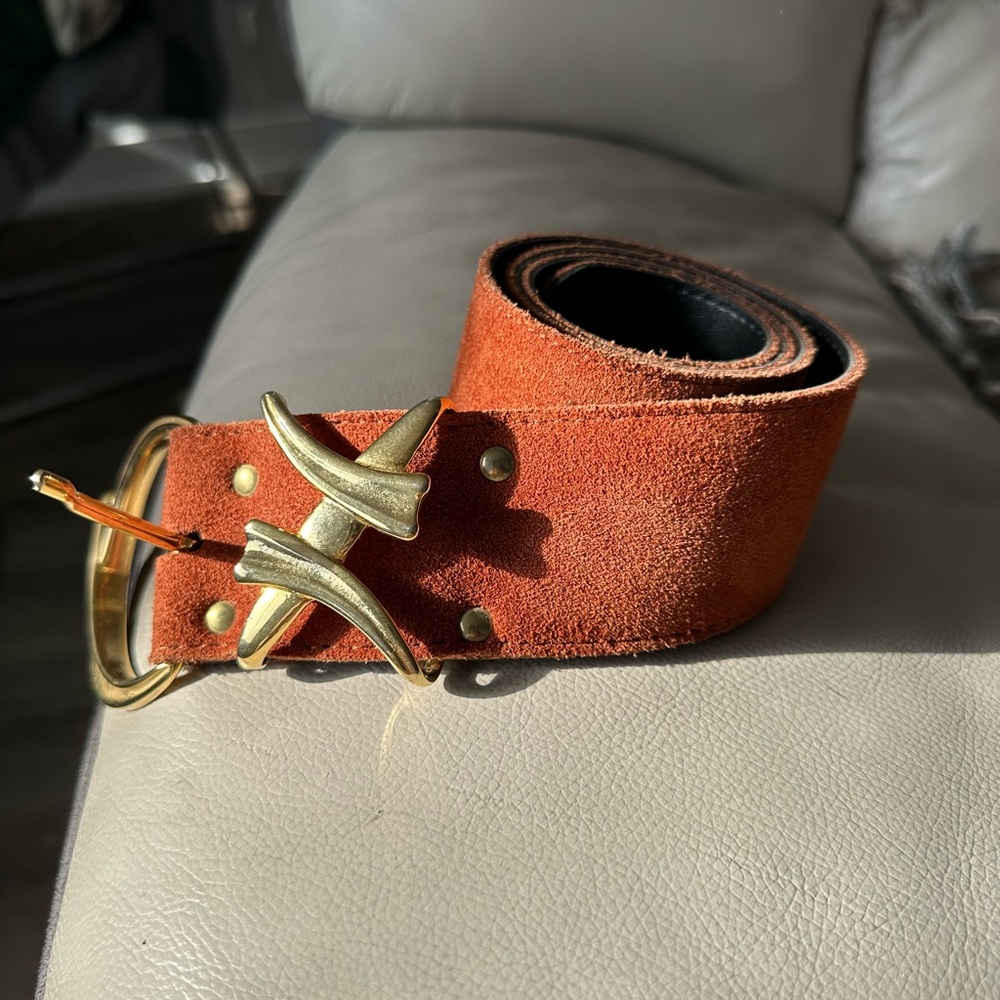 Gorgeous suede belt Small/Medium size